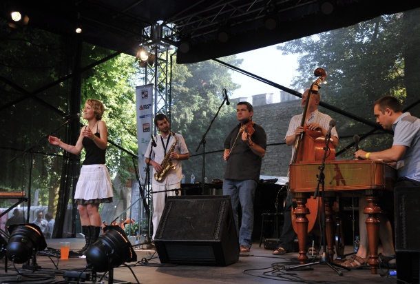 Jitka Šuranská & Trio Pacora