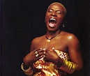 Angelique Kidjo - Nehodlám se unudit k smrti